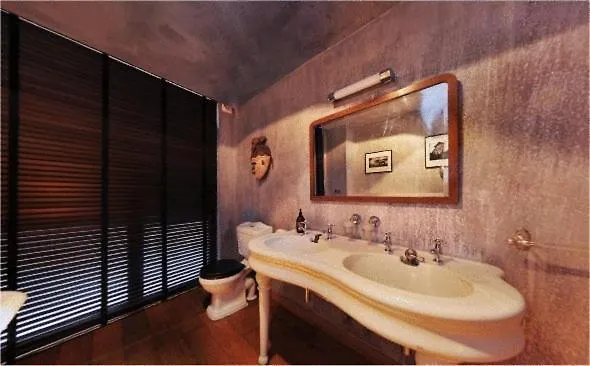 B&B Le Coup De Coeur Brussels Bed & Breakfast